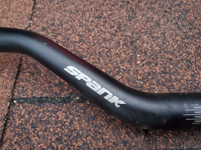 Spank Spoon 60 Handlebars in Frames & Parts in Markham / York Region - Image 2