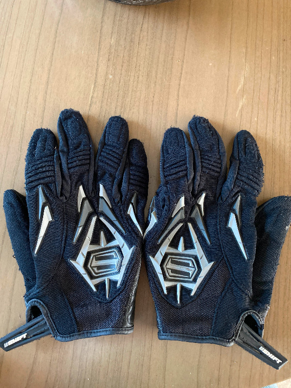 Shift bike gloves XXL in Motorcycle Parts & Accessories in London