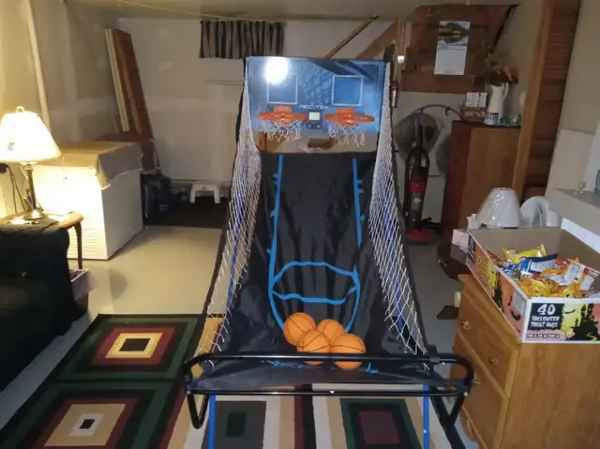 Looking To Trade For Washer Toss Game in Basketball in Cape Breton