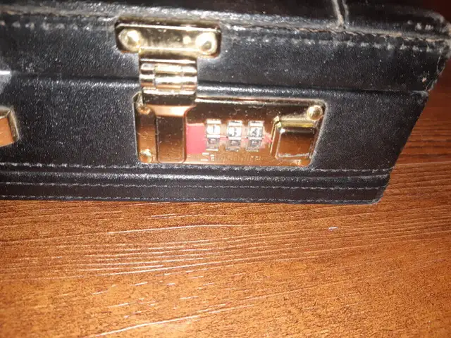 DARK BROWN LEATHER Samsonite Locking Attache BRIEF CASE64335577608321123