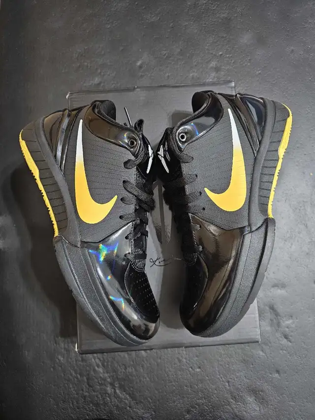 Kobe 4 Protro PE in Men's Shoes in Mississauga / Peel Region - Image 5