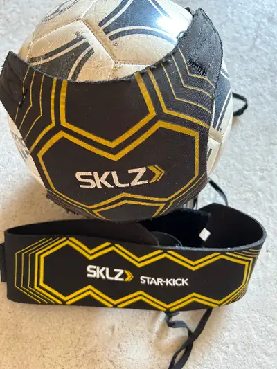 Skilz Star-Kick solo soccer trainer returns the ball to the Player, for independent drills that buil...