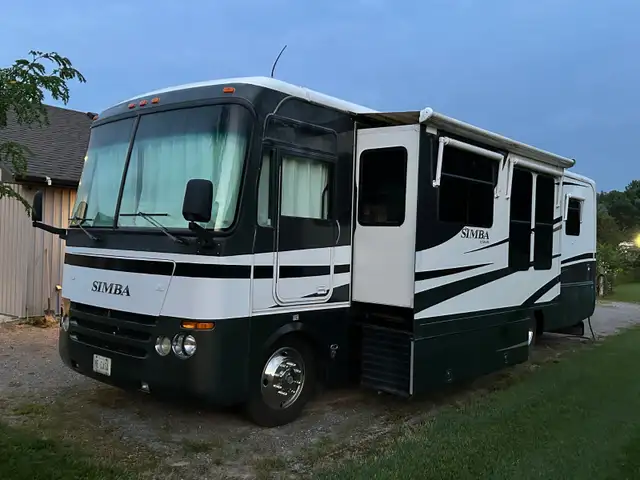 2004 Safari Simba Coach RV Camper, Class A Motorhome in RVs & Motorhomes in Oshawa / Durham Region - Image 11