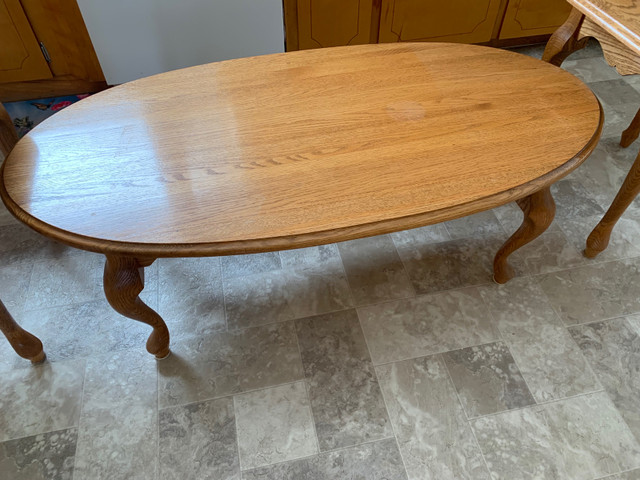 Coffee table and two end tables in Coffee Tables in Fredericton