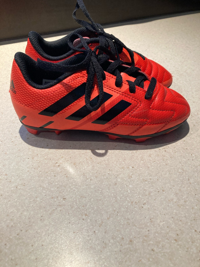 Souliers soccer shoes grandeur 12 addidas dans Enfants et jeunesse  à Laval/Rive Nord