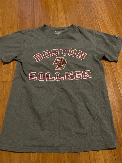 Chandail T-shirt Champion : Boston College. Taille : Petit., View more