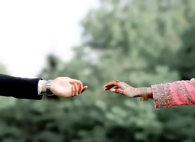 GTA Female Wedding Photographers in Photography & Video in Oakville / Halton Region - Image 11