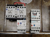 2 Contacteurs Allen Bradley + 1 Siemens