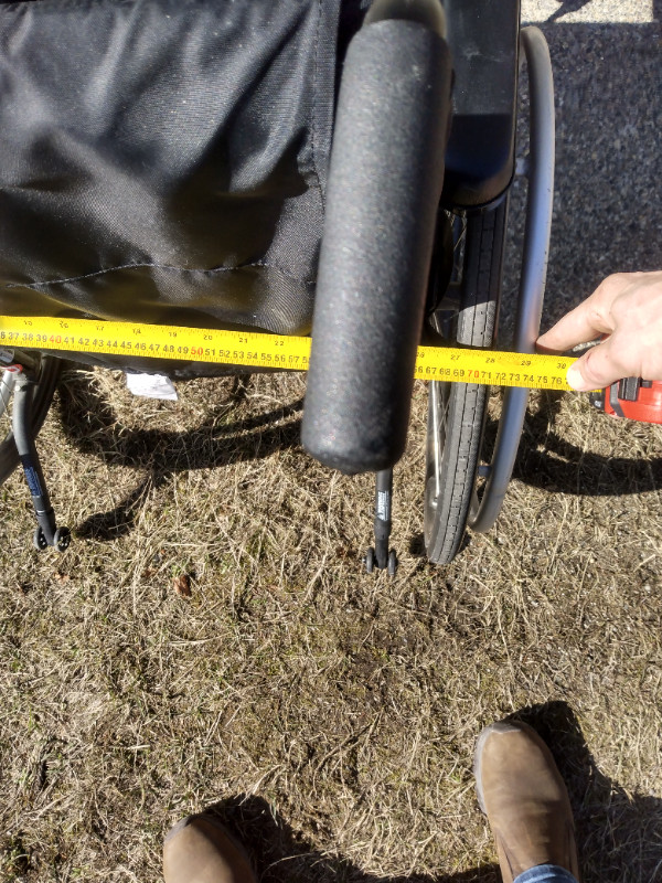Extra Wide Folding Wheelchair in Health & Special Needs in Prince George - Image 3