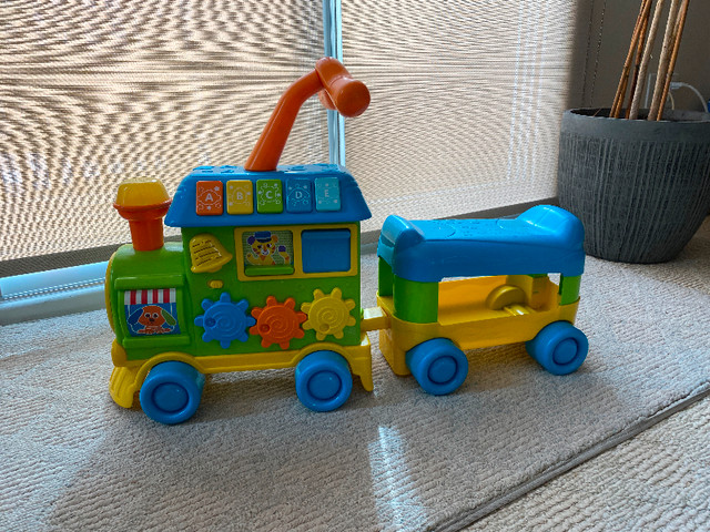 Riding train for kids in Toys & Games in Mississauga / Peel Region - Image 2