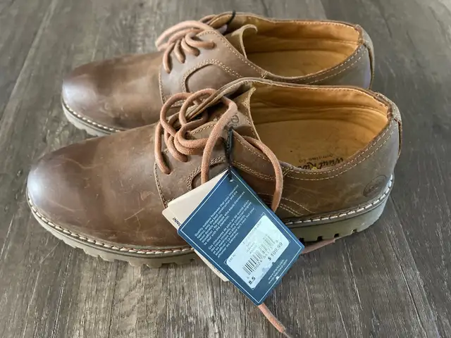 Wind river Casual shoes in Men's Shoes in Winnipeg - Image 2