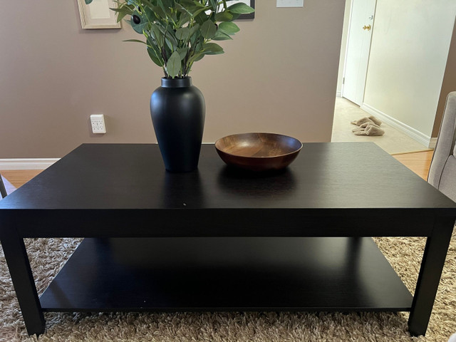 Coffee Table with 2 Side Table  in Coffee Tables in Calgary