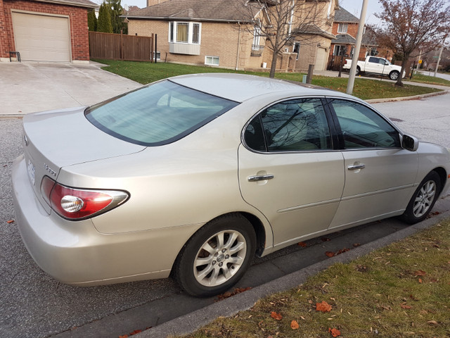 2004 Lexus es330 for sale in Cars & Trucks in Windsor Region - Image 2