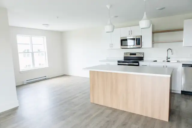 We will pay for your Move Upon Approval. Unit 207 at 547 Cliffe in Long Term Rentals in Fredericton - Image 2