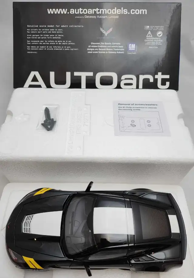 Chevrolet Corvette C7 Grand Sport Black 1:18 Autoart Rare BNIB in Arts & Collectibles in Kawartha Lakes - Image 10