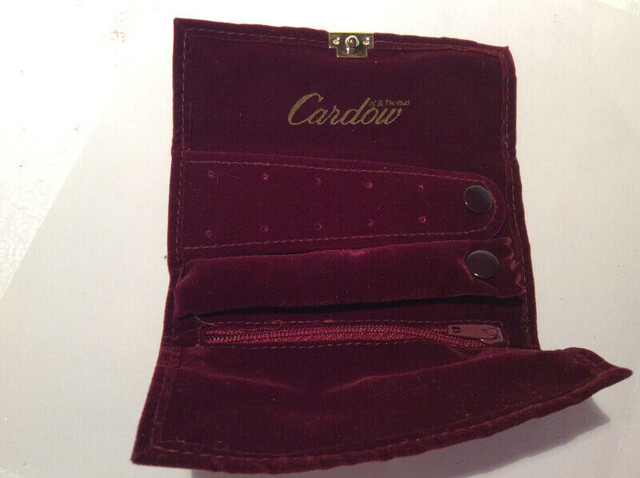 Cardow of St. Thomas Jewelry Travel pouch - LIKE NEW dans Bijoux et montres  à Longueuil/Rive Sud - Image 3