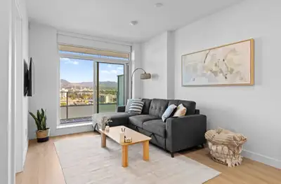 1. 5bdrm furnished apartment in luxury building, View more