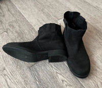 Zara suede boots for girls, size 34