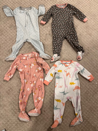 Carter’s baby sleepers (12 months)
