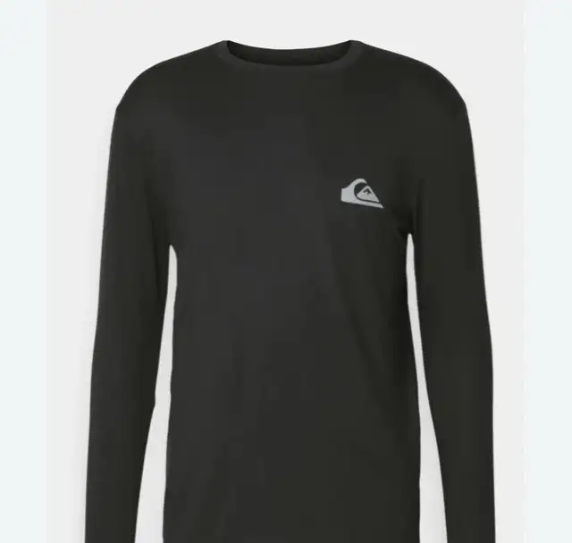 Brand New Quicksilver Ski Snowboard Long Sleeve Base Layer Shirt in Men's in Calgary - Image 2