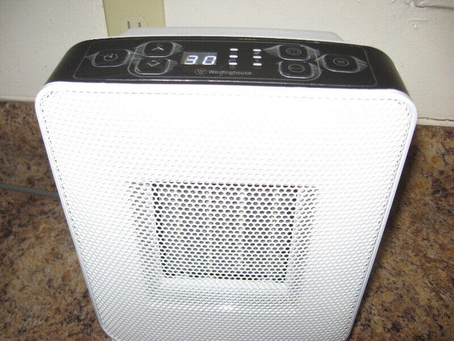 Westinghouse Digital Ceramic Oscillating Heater with LED Display | Heaters,  Humidifiers u0026 Dehumidifiers | Ottawa | Kijiji