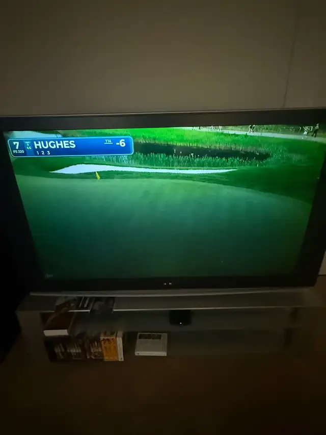 Sony Grand Wega 60” Rear Projection in TVs in Ottawa - Image 5