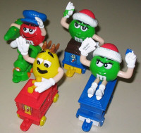 M&M Christmas Candy Train Toppers