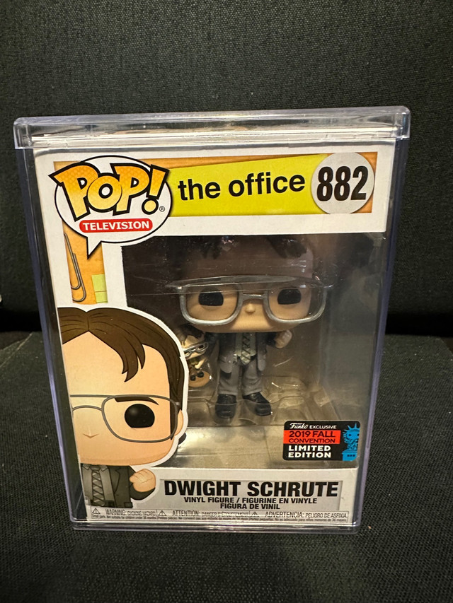 Dwight Schrute Funko Pop in Arts & Collectibles in Mississauga / Peel Region