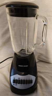 EXCELLENT CONDITION - BLACK & DECKER BLENDER!!!