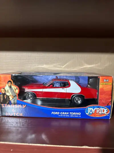 Ertl Joyride Ford Gran Torino Starsky and Hutch 1/18 Diecast 2004•••••