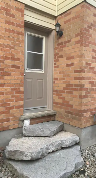 Rental 2 Bedrooms Basement with Separate Entrance in Alliston