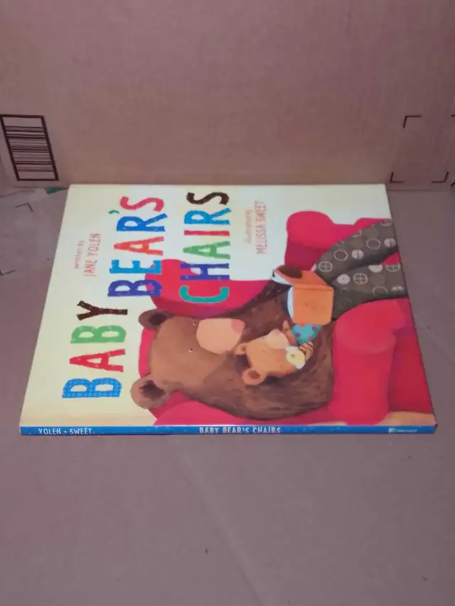 Baby Bear's Chairs Kids Book in Children & Young Adult in Barrie - Image 8