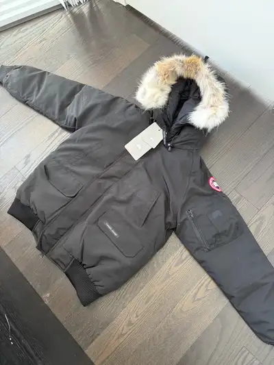Authentic Canada Goose Chilliwack Bomber Jacket Men’s Size: L, View more
