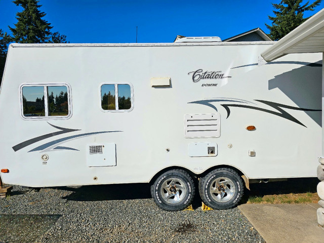 2008 18ft. CITATION EXTREME TRAVEL TRAILER in Travel Trailers & Campers in Comox / Courtenay / Cumberland - Image 2