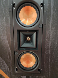 Klipsch R-5502-W-II in wall left center right pivoting speaker