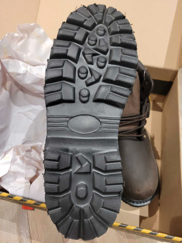 safety shoes hard toe , 100% Band New  in Men's Shoes in Markham / York Region - Image 2