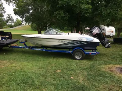 2015 Rinker 17 foot bow rider with 115 hp Mercury. Comes with trailer and has snap on cover. 2nd own...