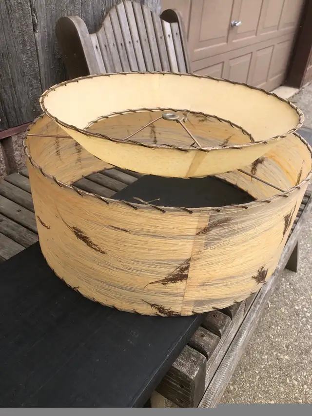 Vintage Antique MCM Fibreglass Lamp Light Shade Retro in Indoor Lighting & Fans in Oakville / Halton Region - Image 5