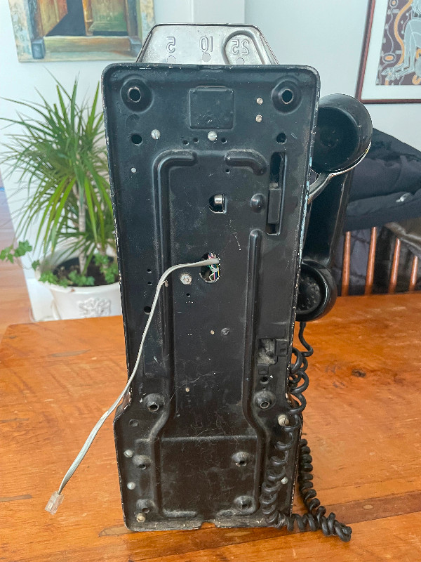Antique western electric pay telephone in Arts & Collectibles in City of Toronto - Image 3