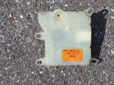 Blend door actuator (contols heater output) from a 2000 Ford Windstar - working when pulled. Fits mo...