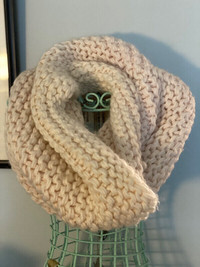 White knitted wrap around soft scarf