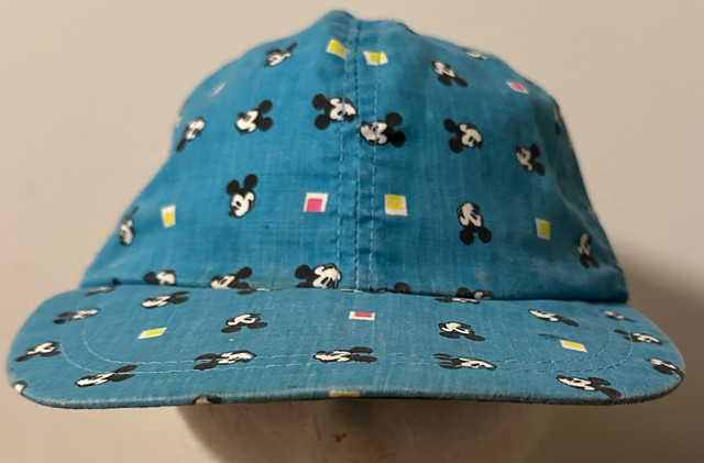 Vintage Disney Character Fashions Blue Mickey Minnie Adult Hat dans Hommes  à Ville de Montréal