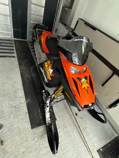2004 skidoo summit 800 Electric start 470 original miles mint condition 780-723-1631