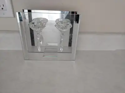 Richmond Hill - 2 candles holder, View more