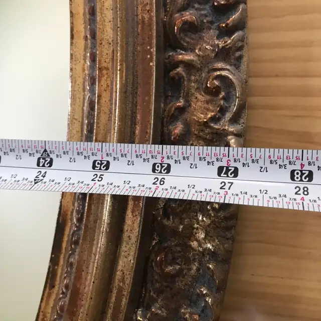 Large Vintage Oval Mirror Gold Tone Ornate Frame in Home Décor & Accents in Ottawa - Image 6