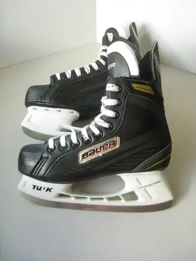 Bauer Hockey Skates Intermediate Size 6R/Shoe size 7.5, View more