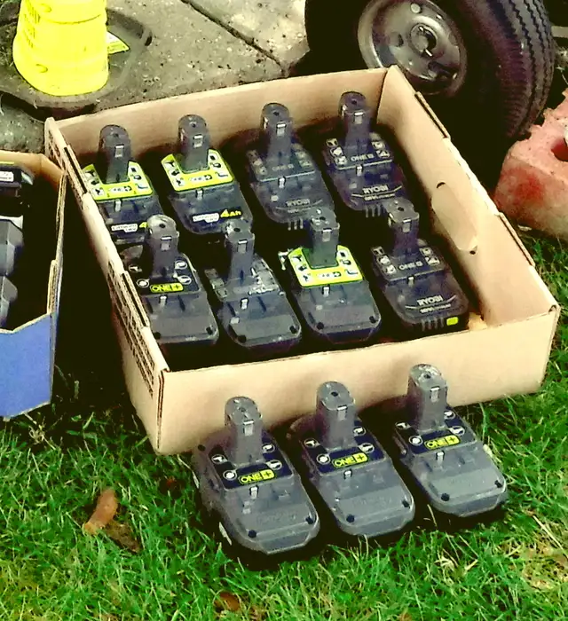 Ryobi 18V Cordless Tools / Batt / Chrg in Power Tools in Sarnia - Image 7
