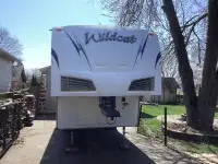 5th Wheel Camper Wildcat