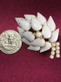 Vintage Milk Glass Stone Brooch from 1950's