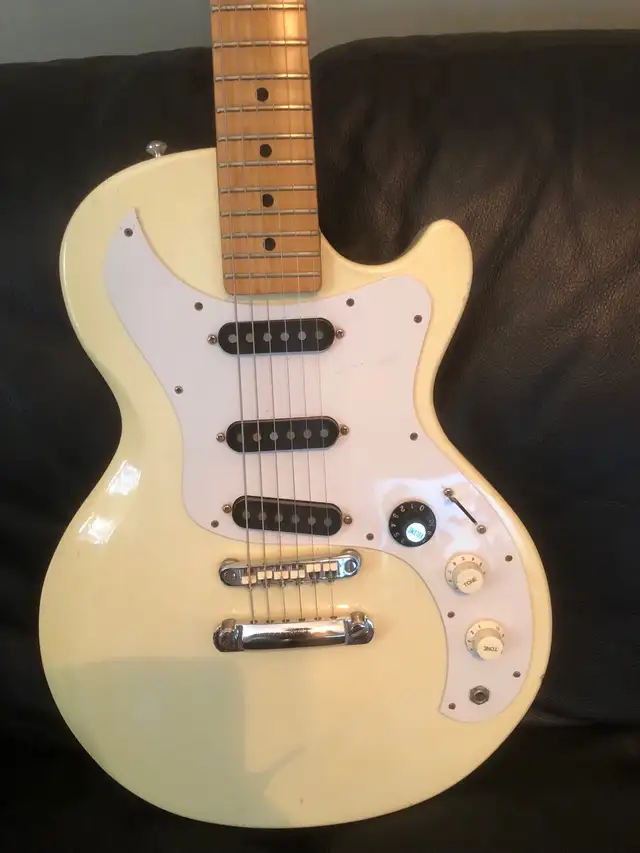 Vintage Lawsuit Marauder Copy Electric Guitar Japan in Guitars in City of Toronto - Image 3